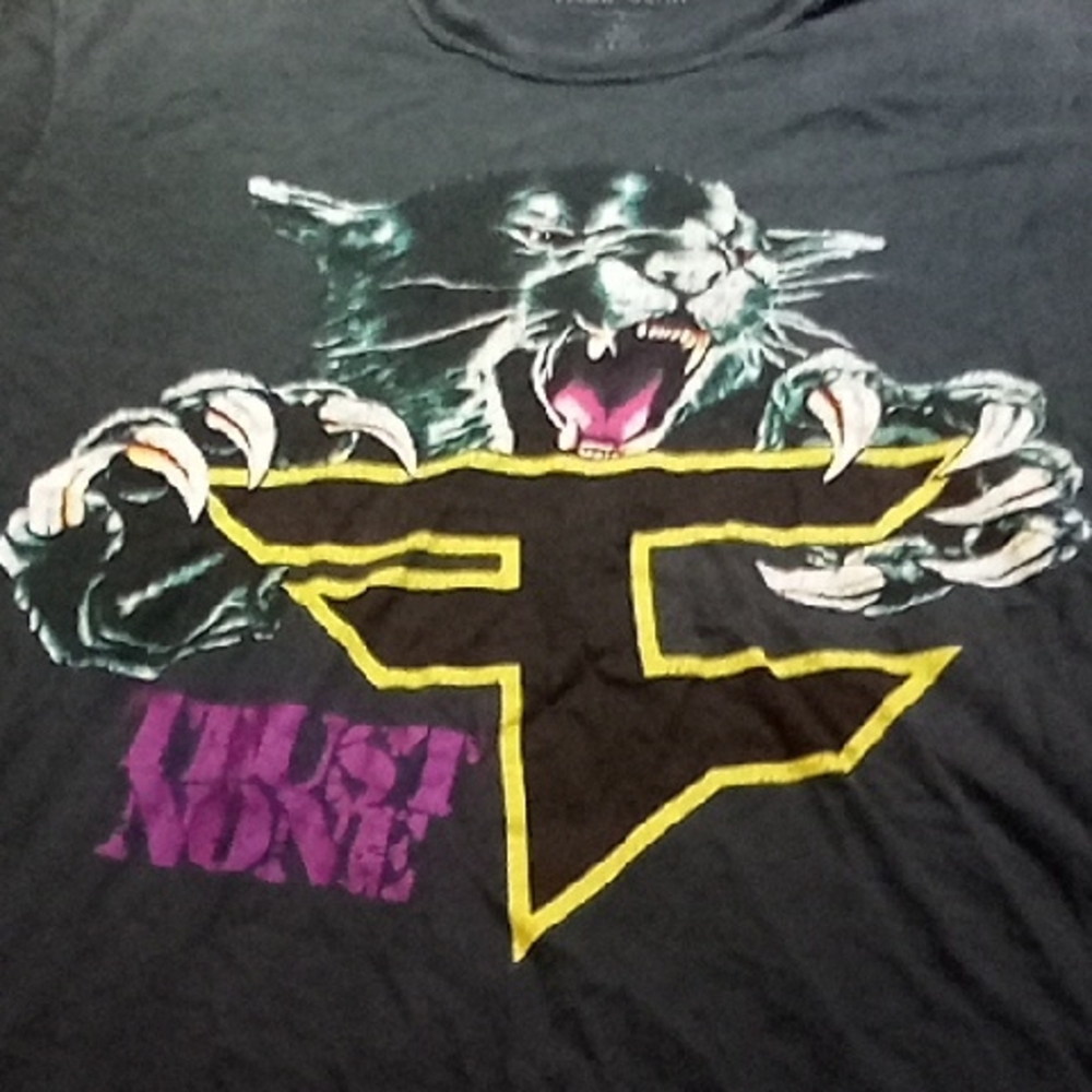 Men's Black Large Faze Clan Trust No One Panther Shirt Internet Influencer